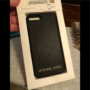 Brand New iPhone 7/8 plus MK Case